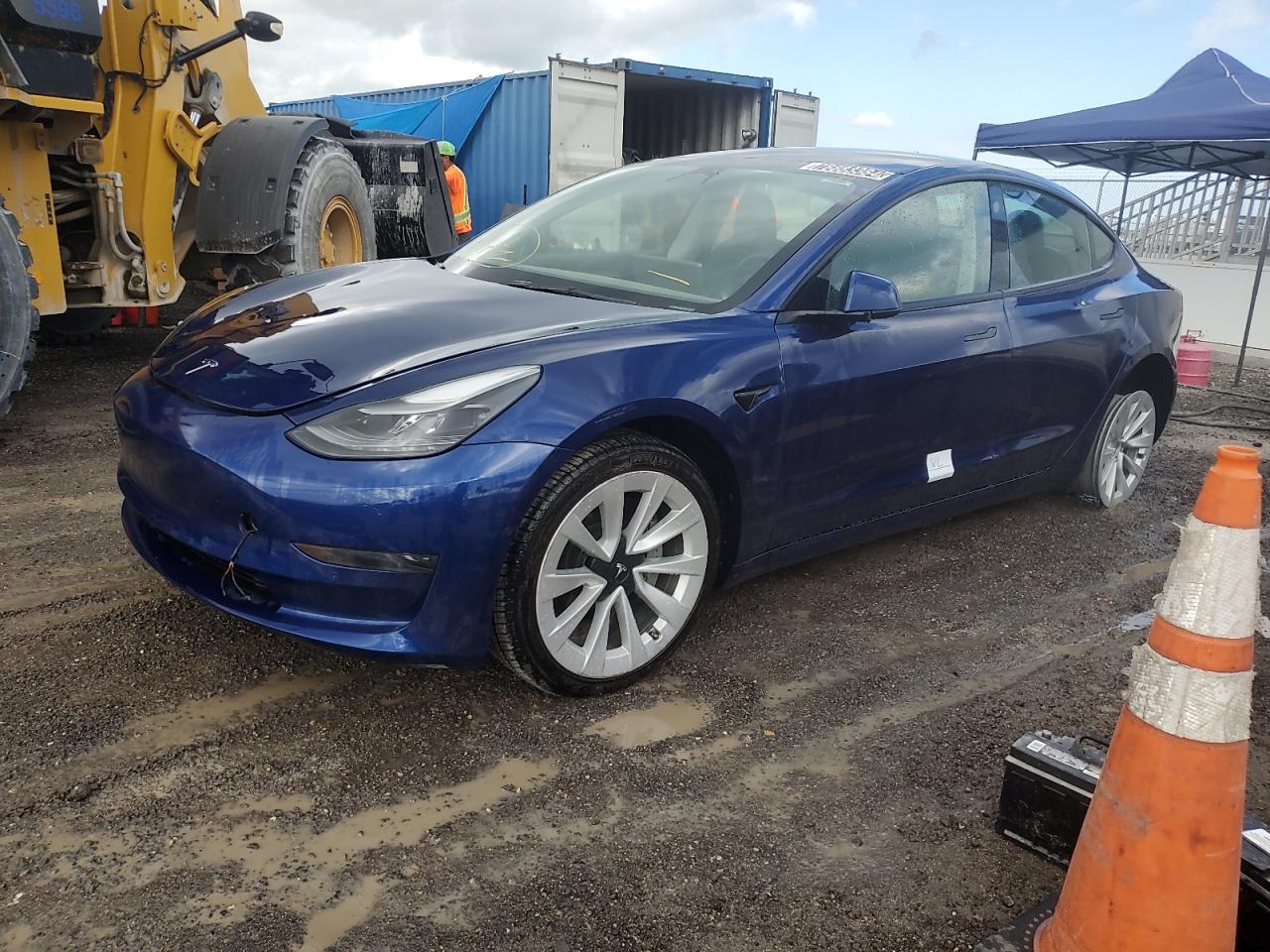 Lot #2980755392 2022 TESLA MODEL 3