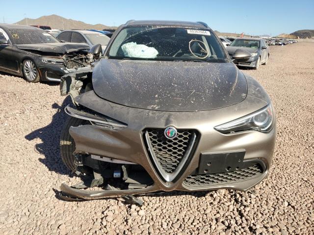 VIN ZASPAKBN0K7C45768 2019 ALFA ROMEO STELVIO no.5