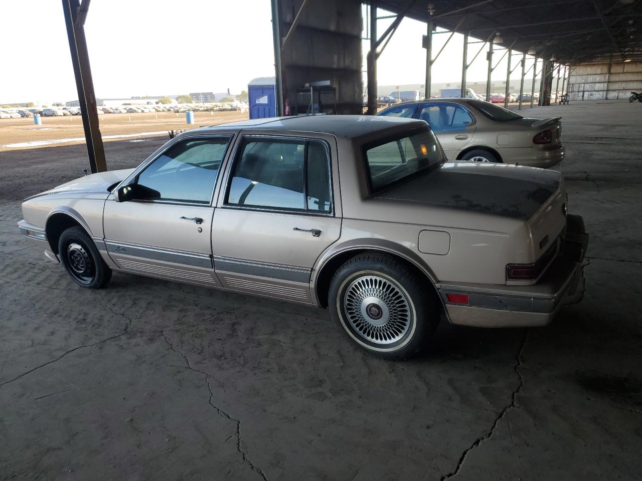 Lot #2991022213 1991 CADILLAC SEVILLE