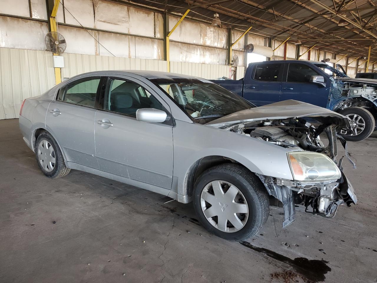 Lot #2979351681 2005 MITSUBISHI GALANT ES