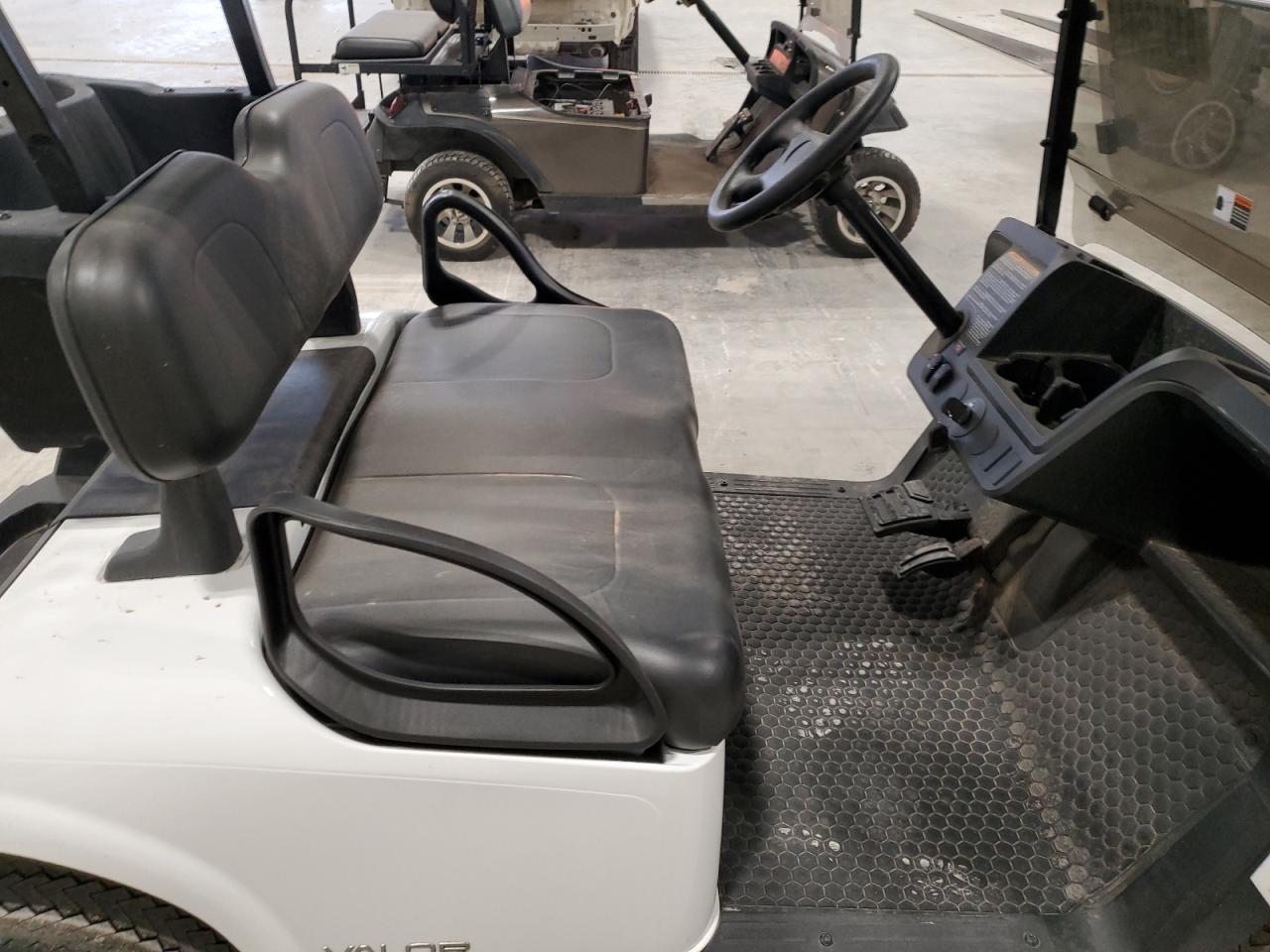 Lot #3008785122 2024 EZGO GOLF CART