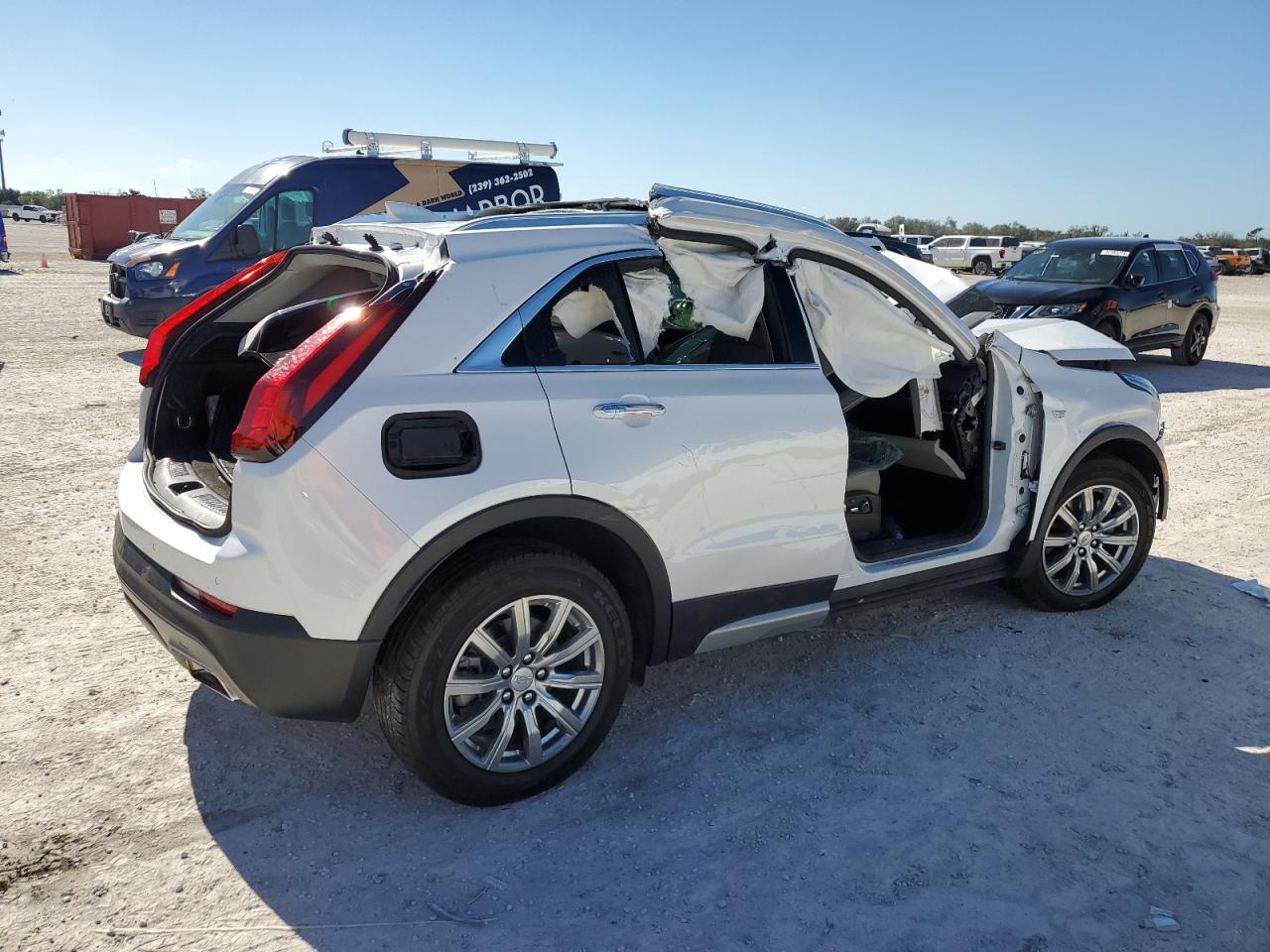 Lot #3045716322 2020 CADILLAC XT4 PREMIU