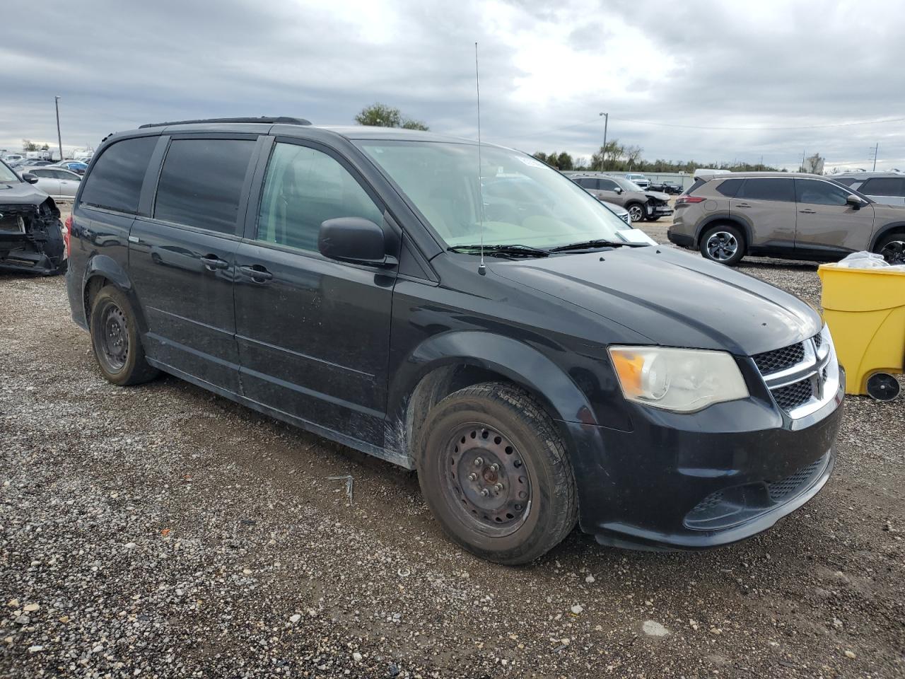 Lot #3024711680 2011 DODGE GRAND CARA