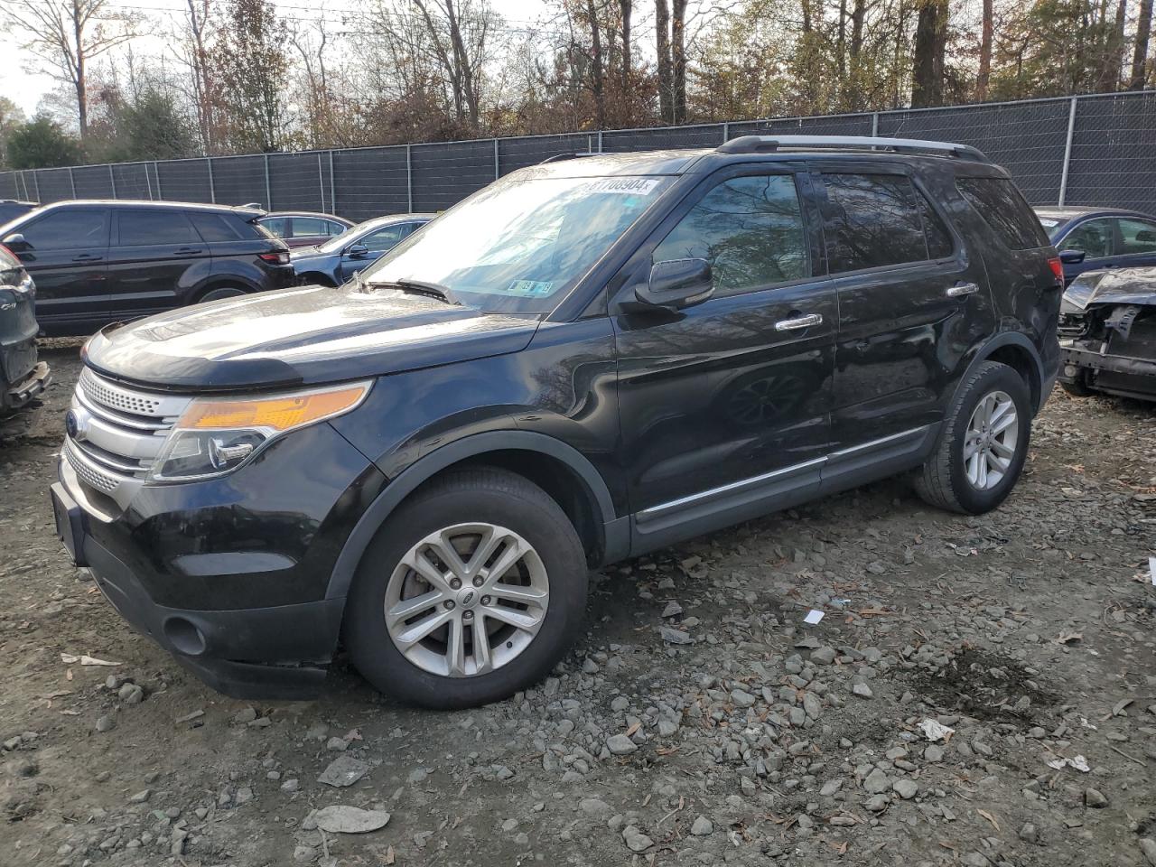  Salvage Ford Explorer