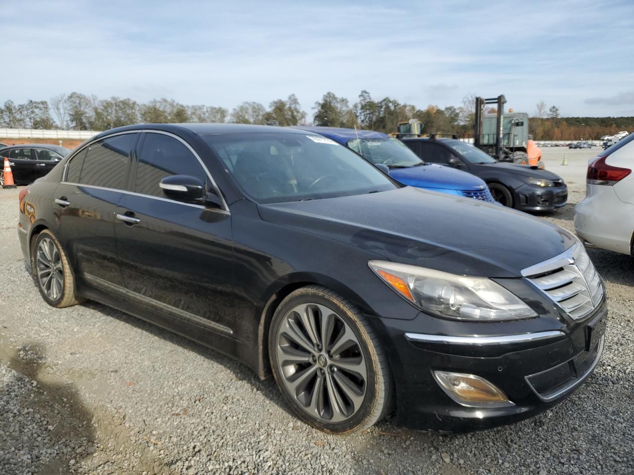 Lot #2996666520 2013 HYUNDAI GENESIS 5.