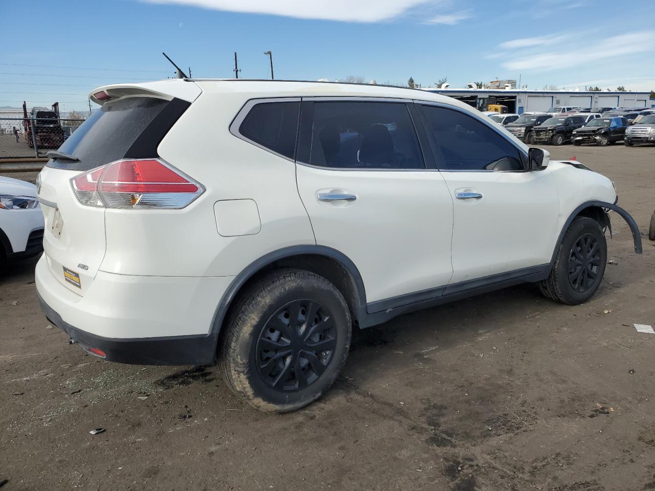 Lot #3023453257 2015 NISSAN ROGUE S