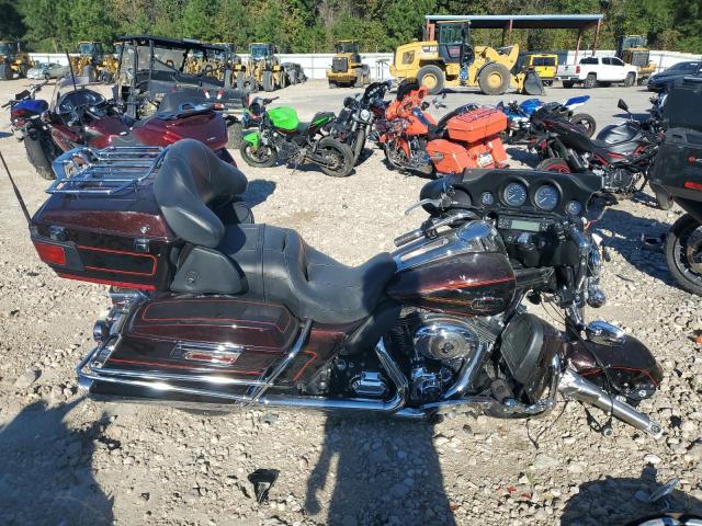 2011 HARLEY-DAVIDSON FLHTCU #3024240811