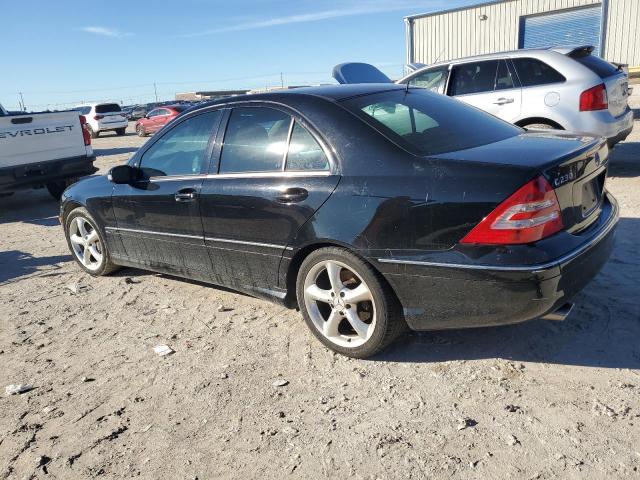 MERCEDES-BENZ C-CLASS 2006 black  gas WDBRF52H16A872551 photo #3