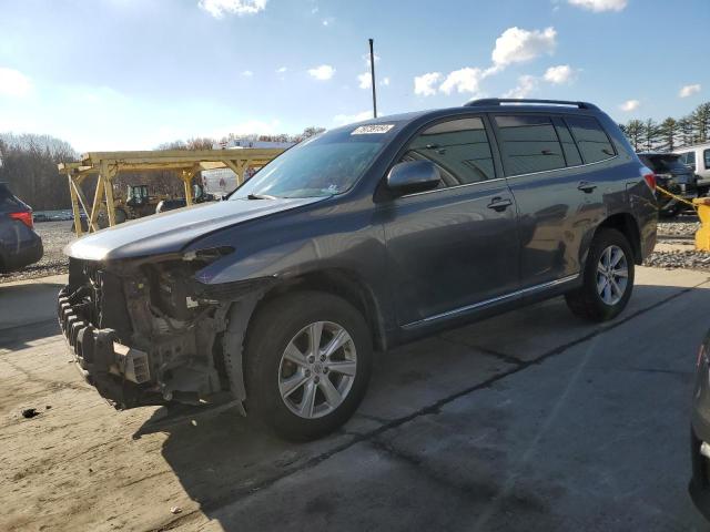 TOYOTA HIGHLANDER