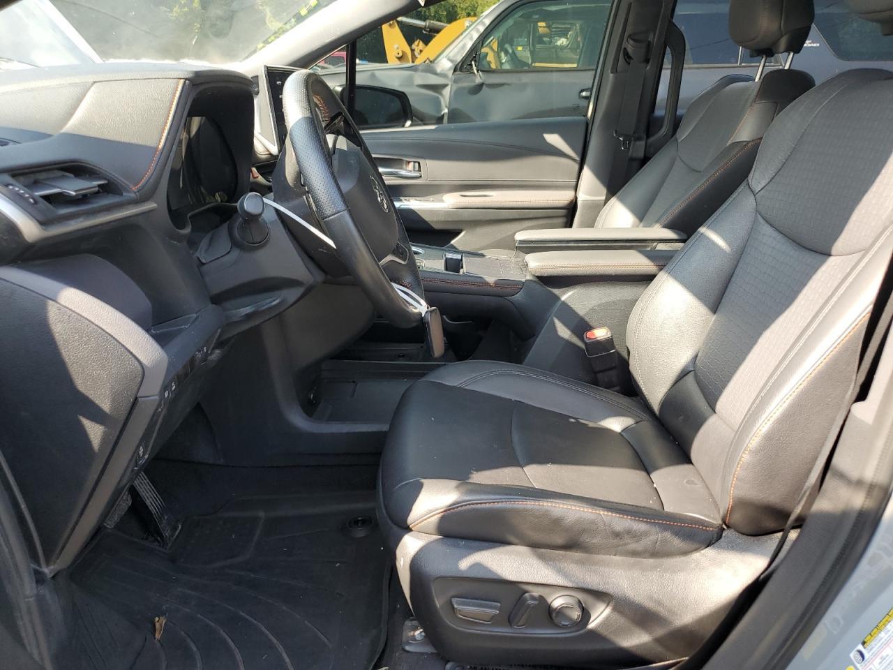 Lot #2974711060 2023 TOYOTA SIENNA XSE