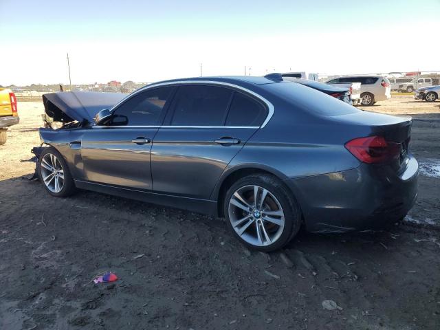 VIN WBA8B9G55JNU57455 2018 BMW 3 SERIES no.2