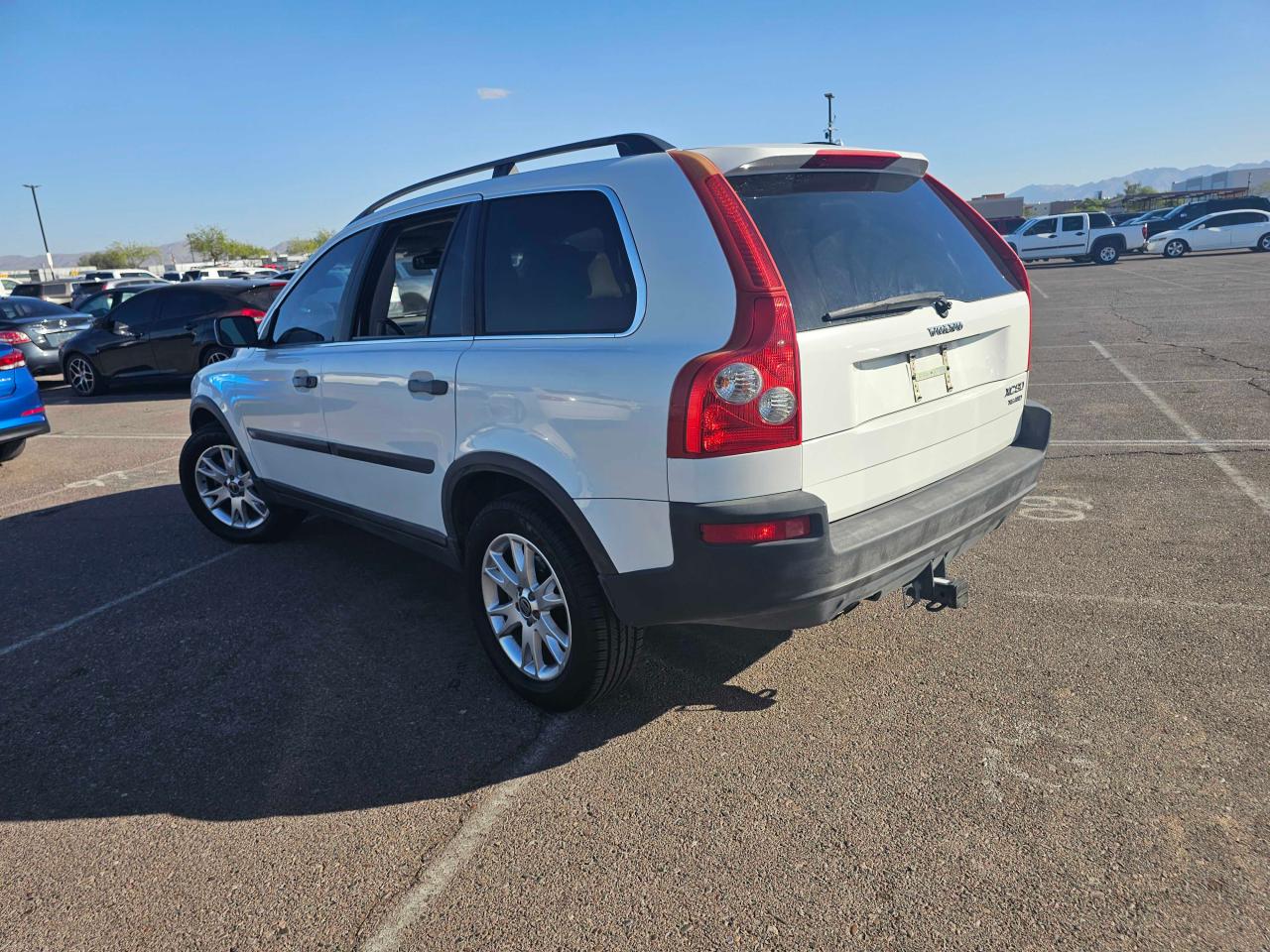 Lot #2955051806 2004 VOLVO XC90 T6