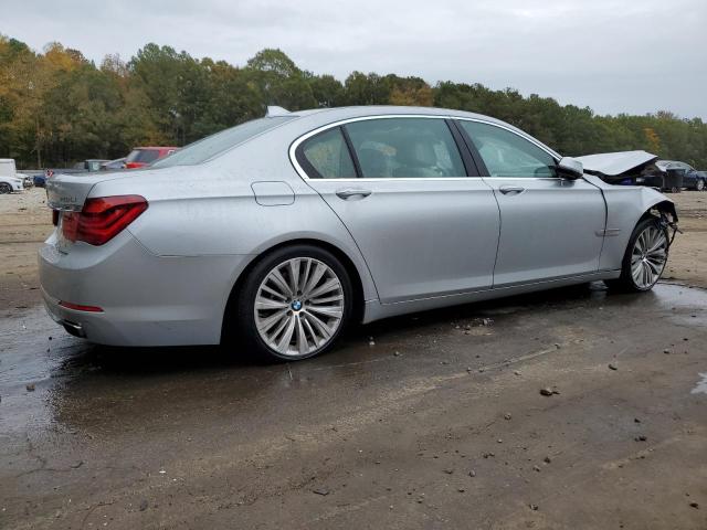 VIN WBAYE4C55FD947438 2015 BMW 7 SERIES no.3