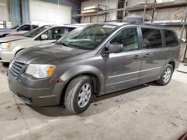 Global Auto Auctions: 2010 CHRYSLER TOWN & COU