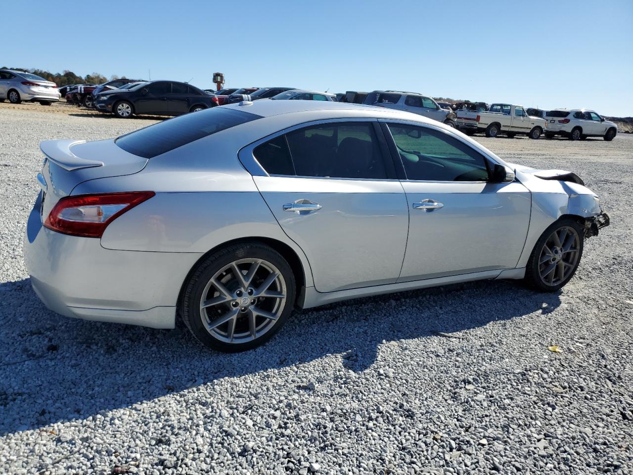 Lot #3020929682 2011 NISSAN MAXIMA S