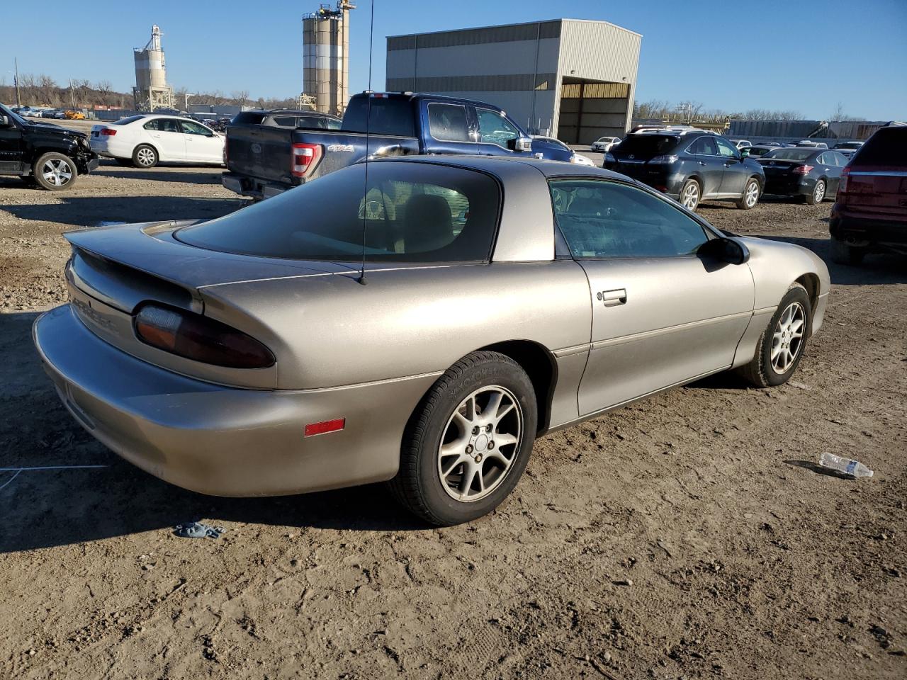 Lot #2991978402 2002 CHEVROLET CAMARO