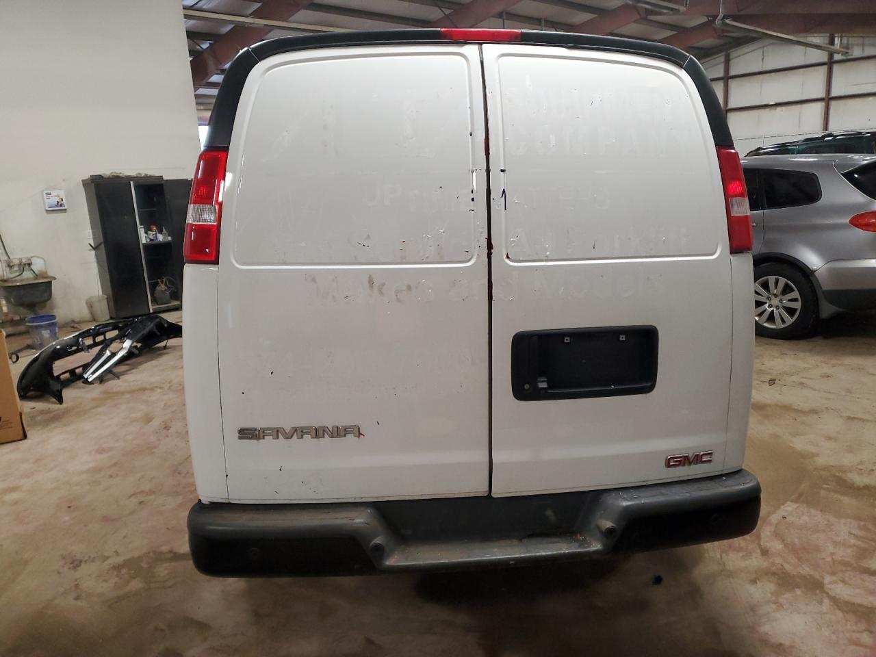 Lot #2994168292 2020 GMC SAVANA G25