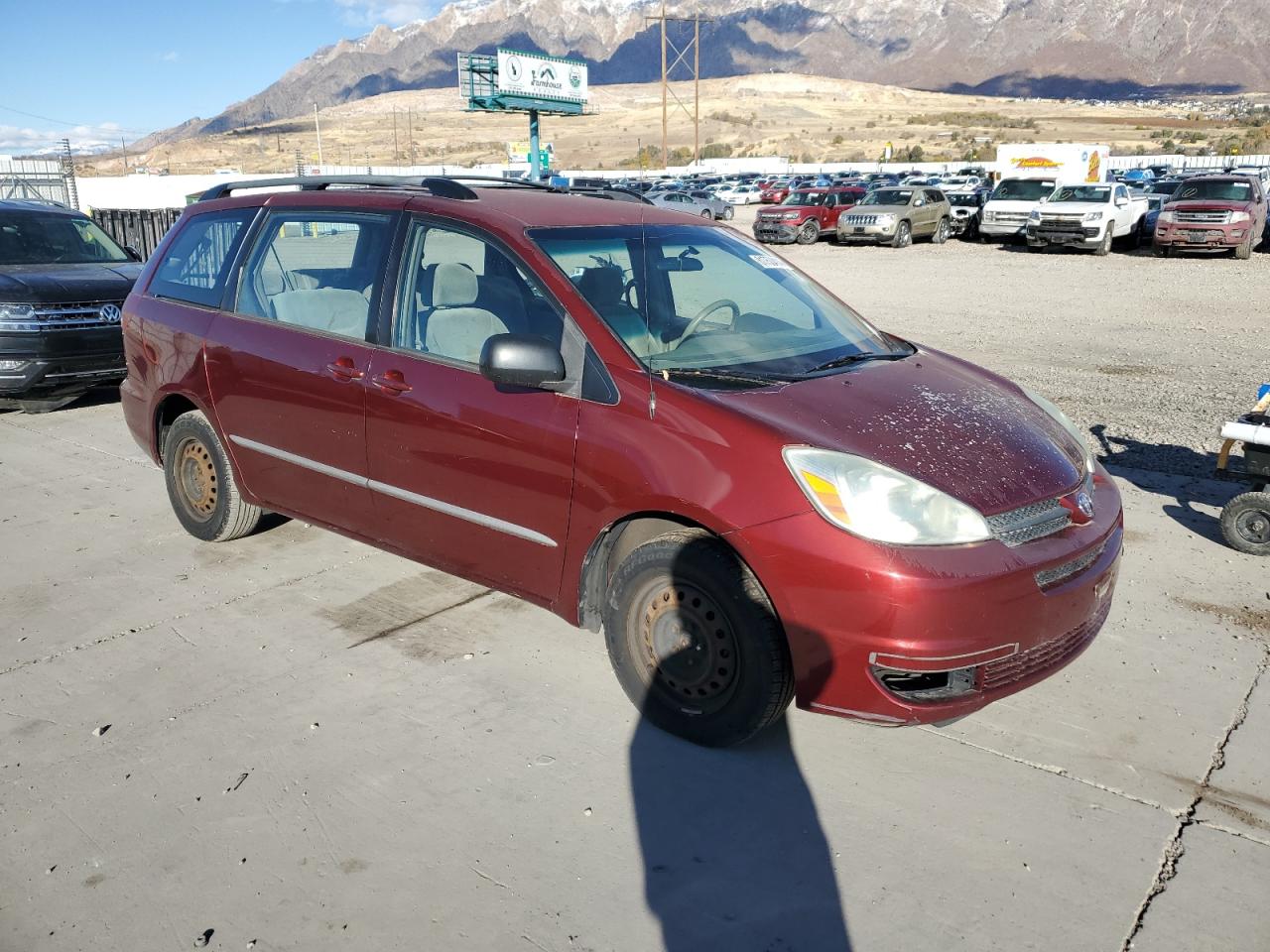 Lot #2989277683 2004 TOYOTA SIENNA CE