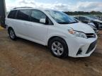 TOYOTA SIENNA LE снимка