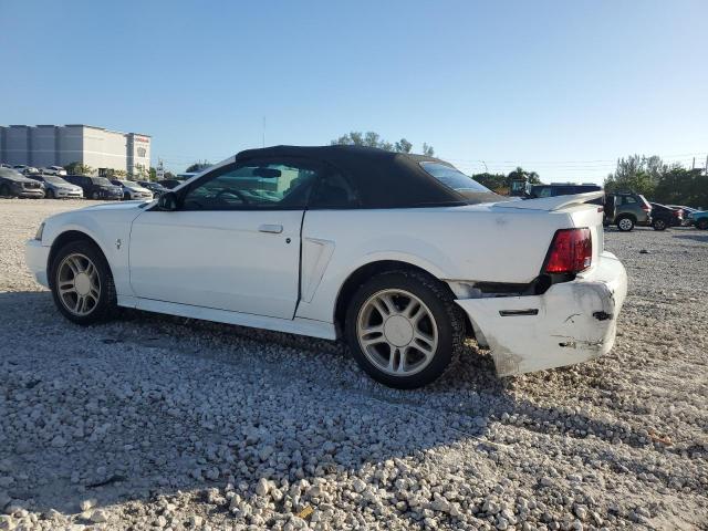 FORD MUSTANG 2000 white converti gas 1FAFP444XYF181049 photo #3