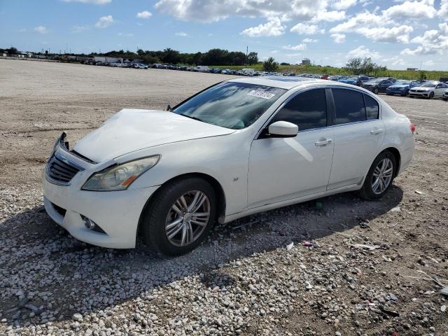 INFINITI Q40 2015 white  gas JN1CV6AP2FM503692 photo #1