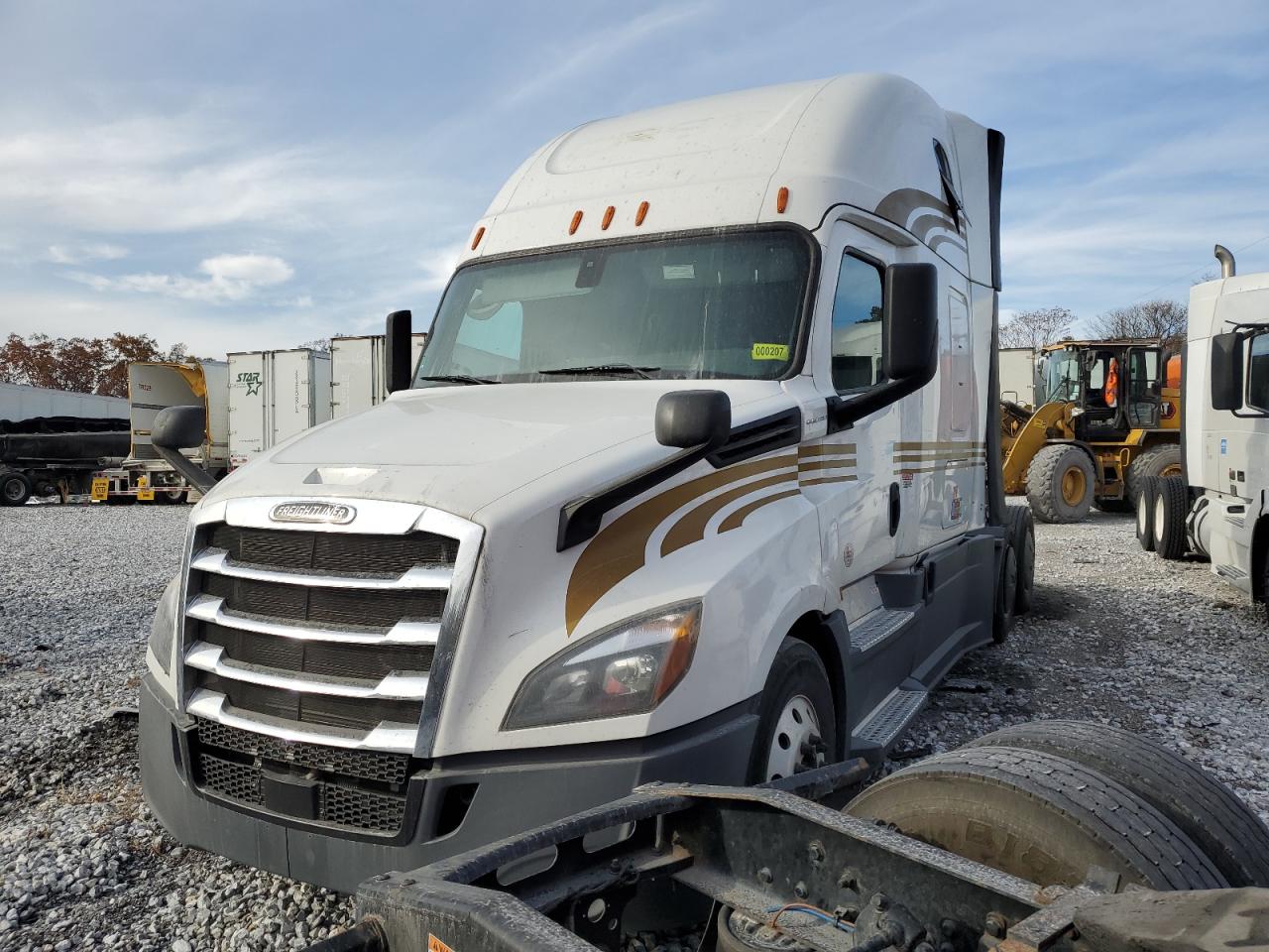 Lot #2969770292 2020 FREIGHTLINER CASCADIA 1