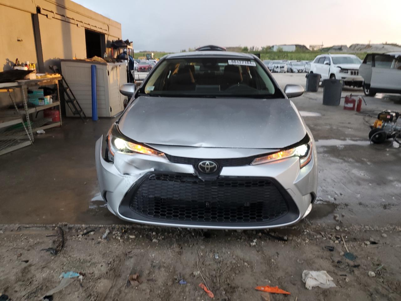 Lot #2981206820 2020 TOYOTA COROLLA LE