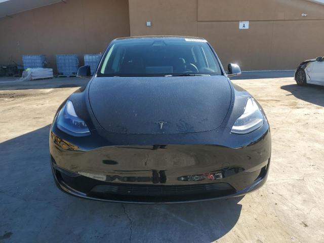 VIN 7SAYGDEF1NF411437 2022 TESLA MODEL Y no.5