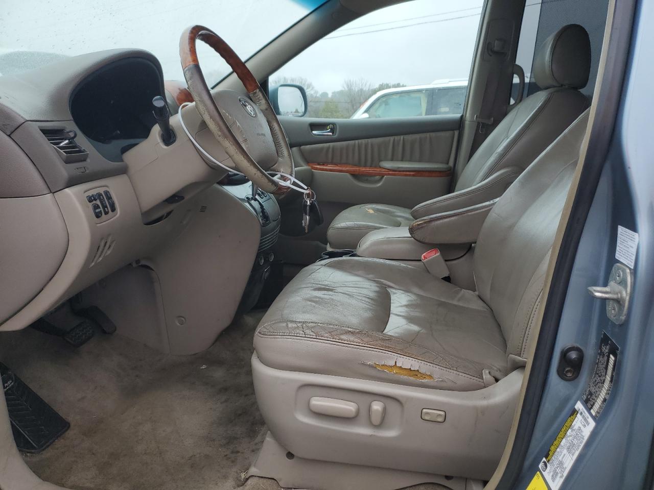 Lot #2971765037 2006 TOYOTA SIENNA XLE