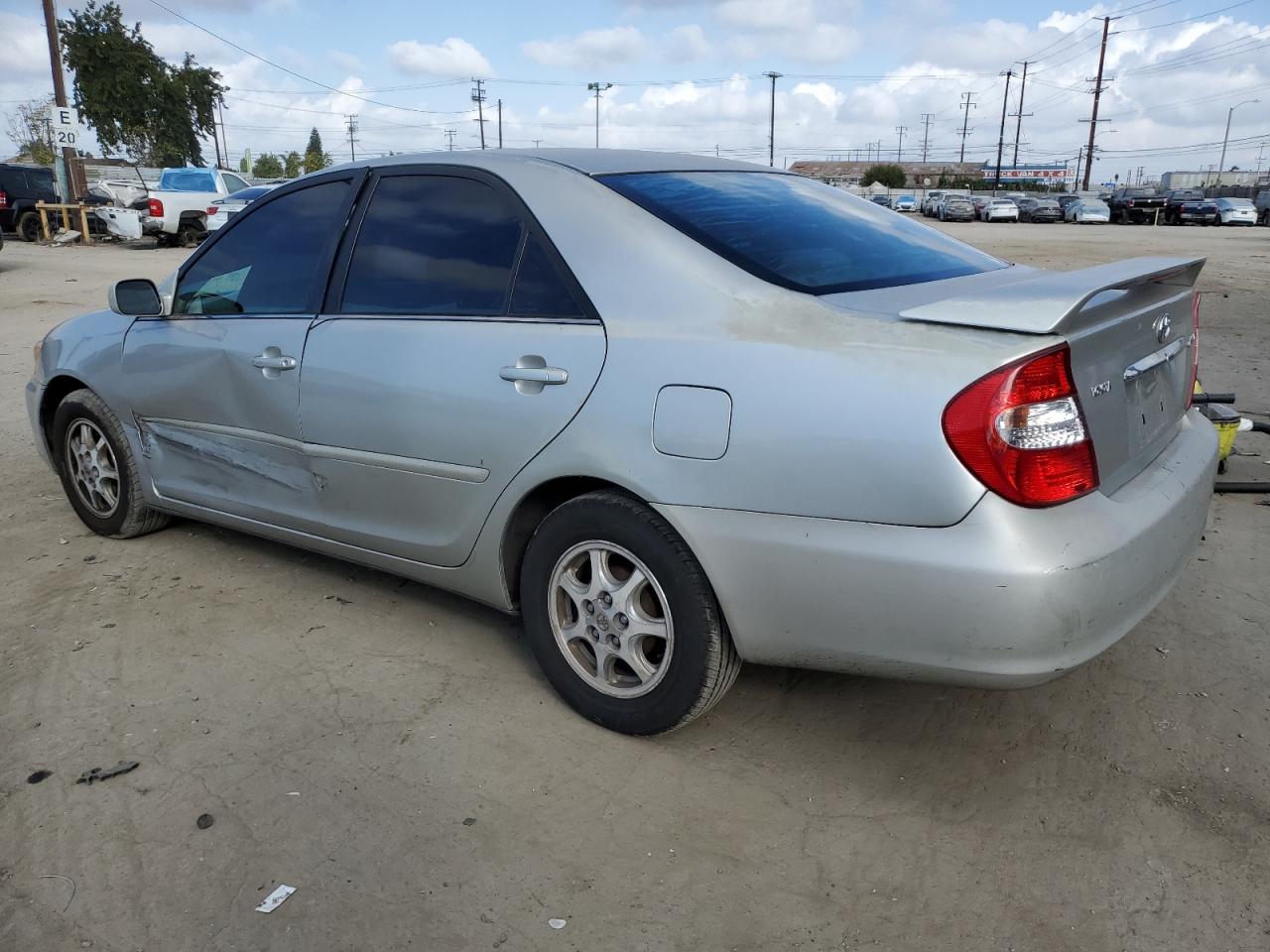 Lot #2994073262 2004 TOYOTA CAMRY LE