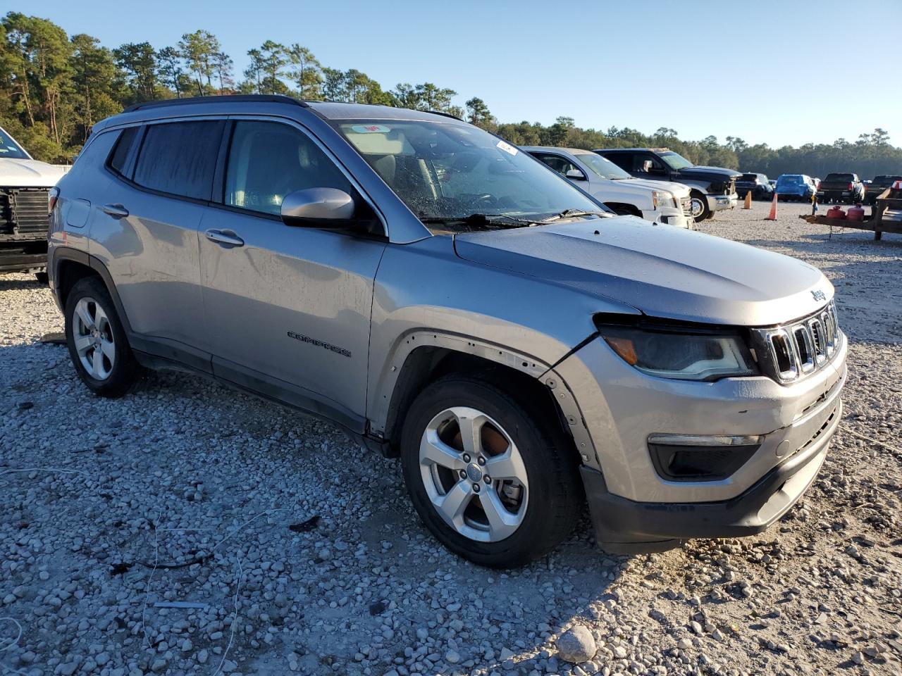 Lot #3020991381 2018 JEEP COMPASS LA