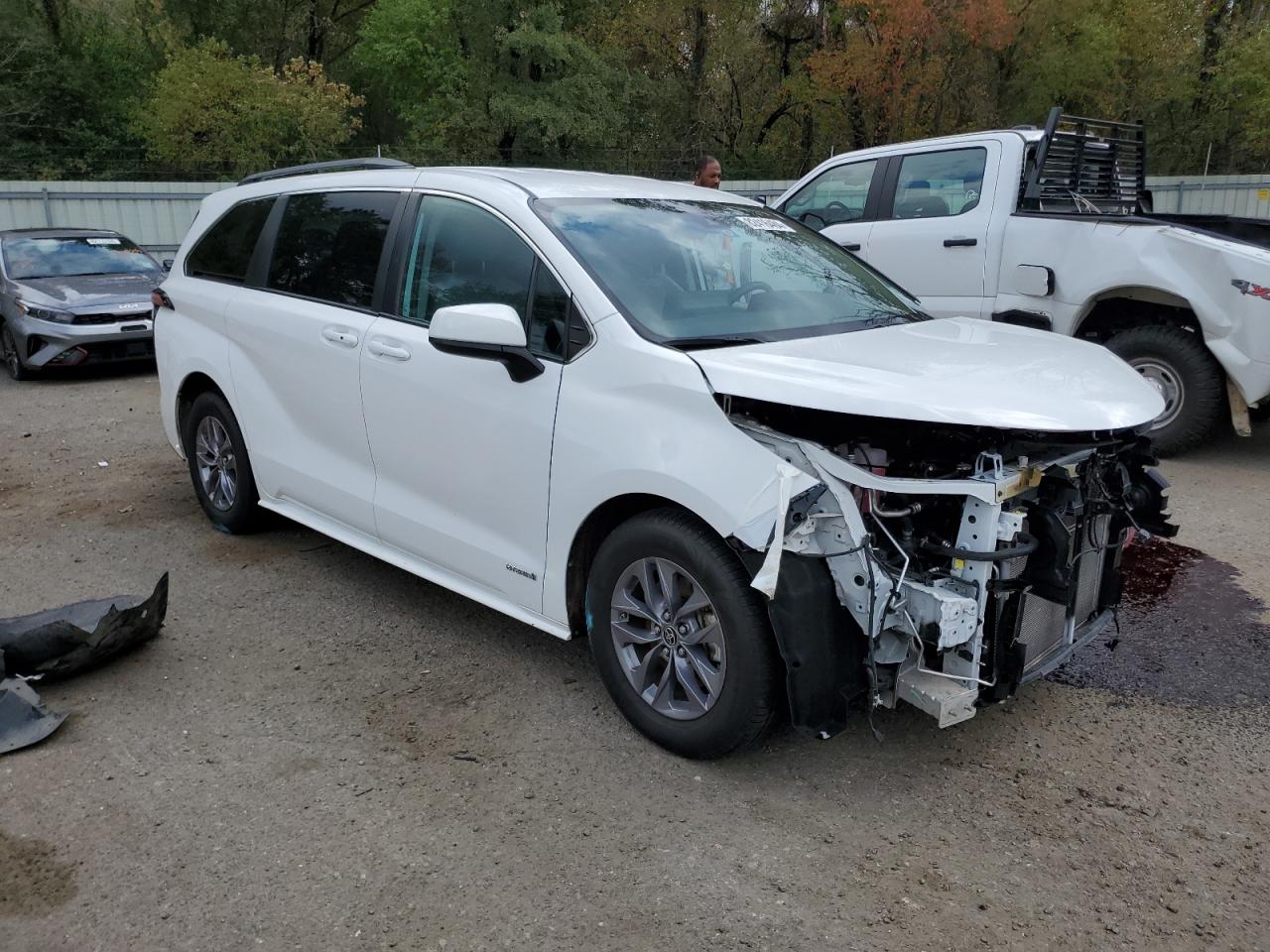 Lot #3009159339 2021 TOYOTA SIENNA LE