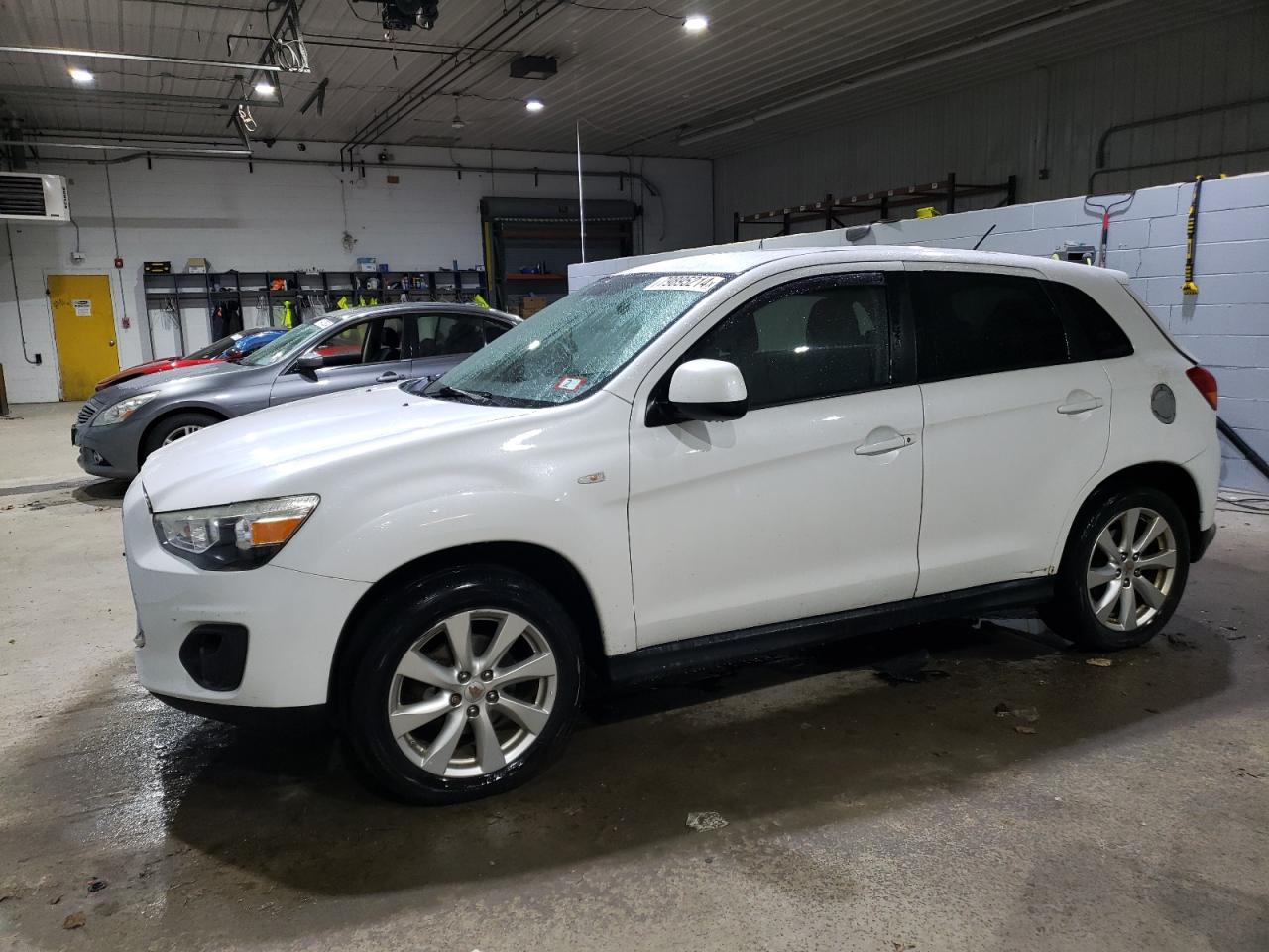 Lot #2996676512 2014 MITSUBISHI OUTLANDER