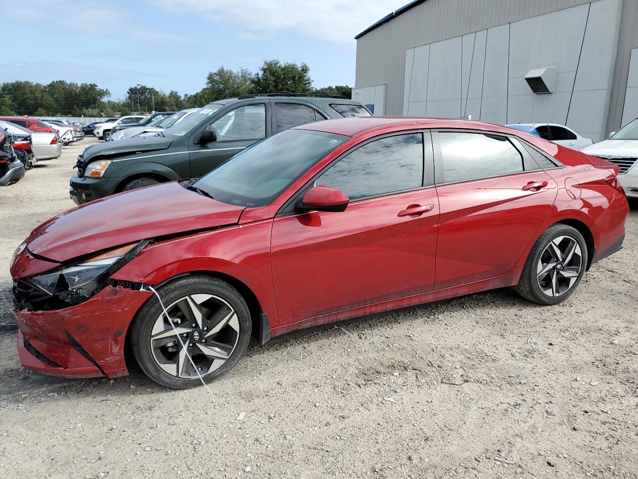  Salvage Hyundai ELANTRA