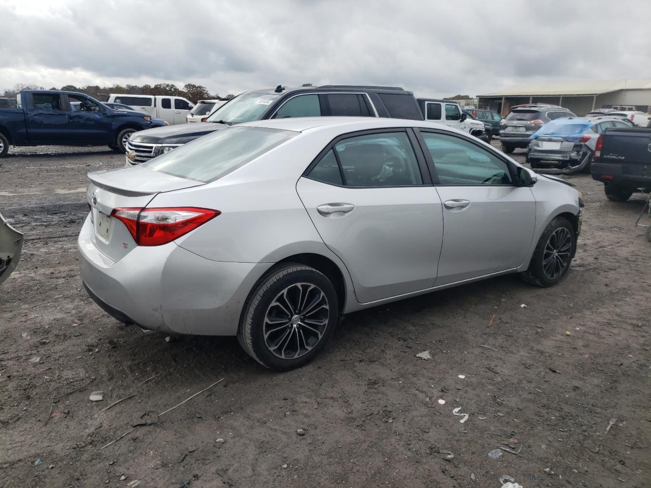 Lot #3024237812 2015 TOYOTA COROLLA L