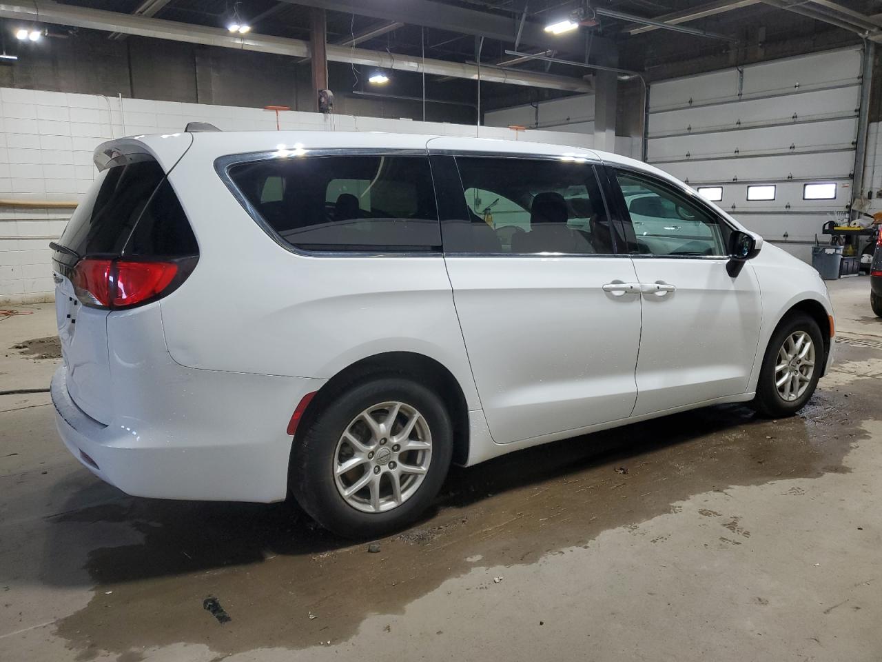 Lot #2969700324 2022 CHRYSLER VOYAGER LX