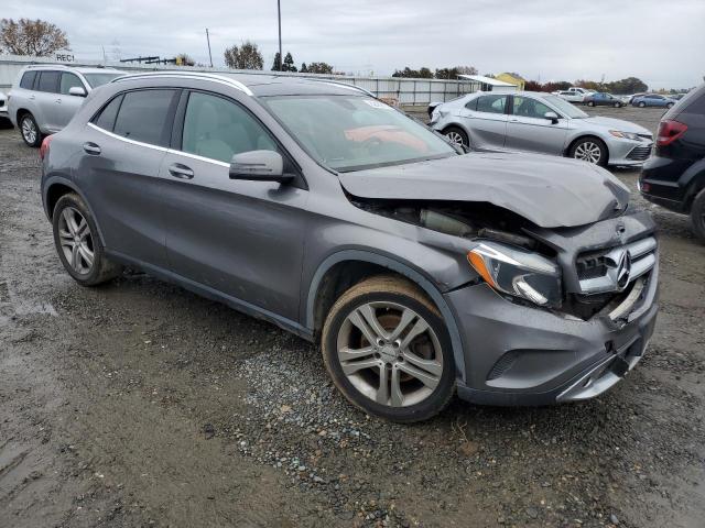 VIN WDCTG4EB3FJ121502 2015 MERCEDES-BENZ GLA-CLASS no.4