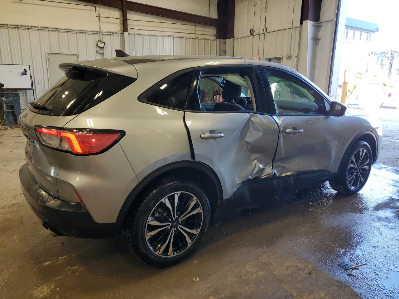 Lot #2989315043 2021 FORD ESCAPE SE