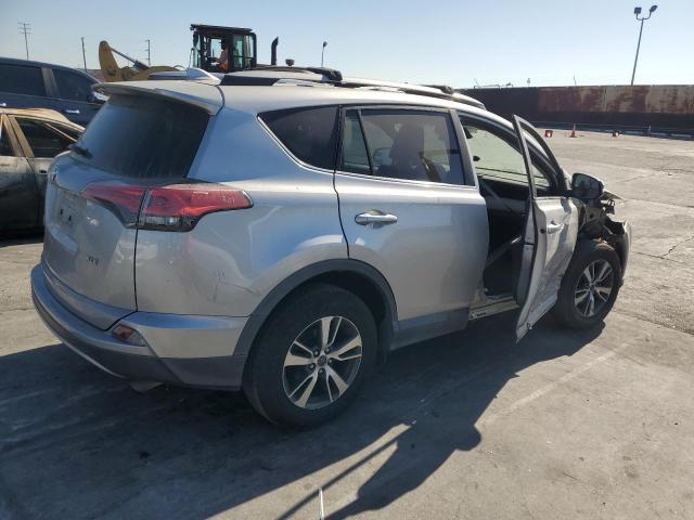 TOYOTA RAV4 XLE 2017 silver  gas 2T3WFREV8HW320756 photo #4