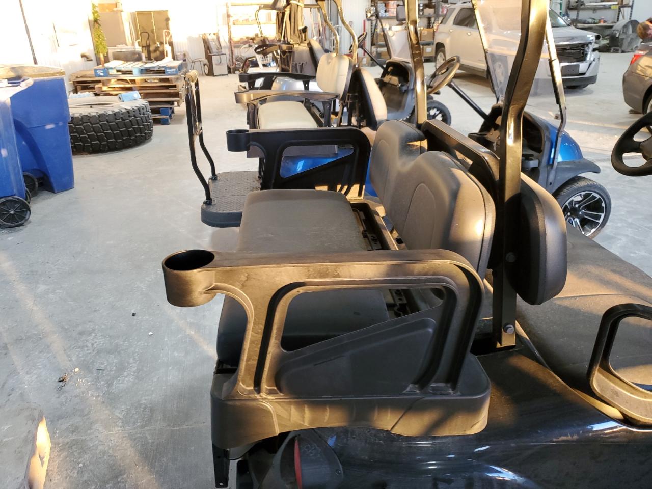 Lot #3008785117 2024 EZGO GOLF CART