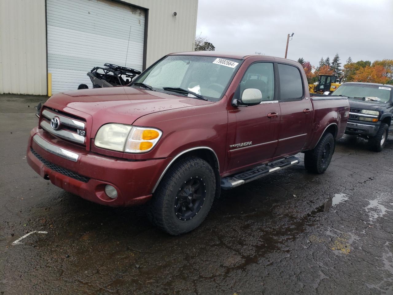 Lot #2960366734 2004 TOYOTA TUNDRA DOU