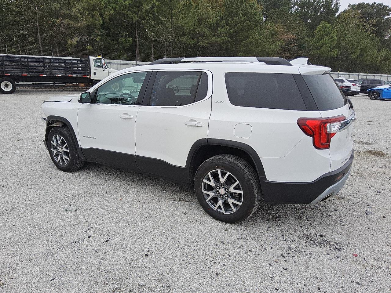 Lot #2991303115 2023 GMC ACADIA SLT