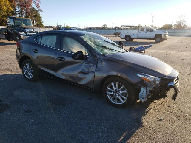 VIN 3MZBN1U71JM229290 2018 MAZDA 3 no.4