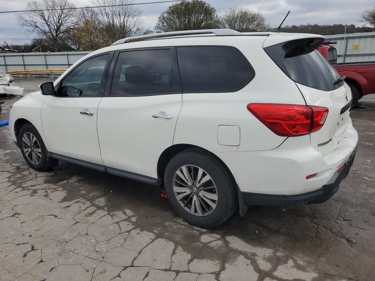 Lot #3025984958 2017 NISSAN PATHFINDER