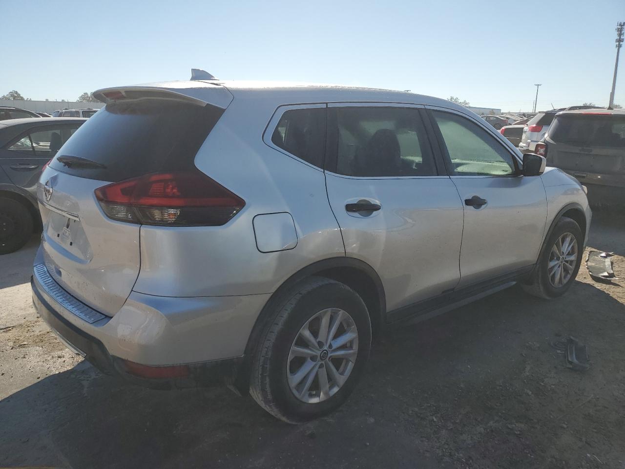 Lot #3038096226 2018 NISSAN ROGUE S