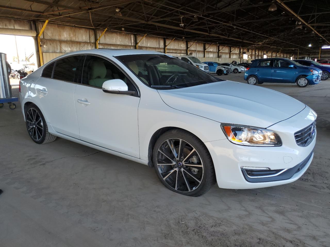 Lot #3033465118 2016 VOLVO S60 PREMIE