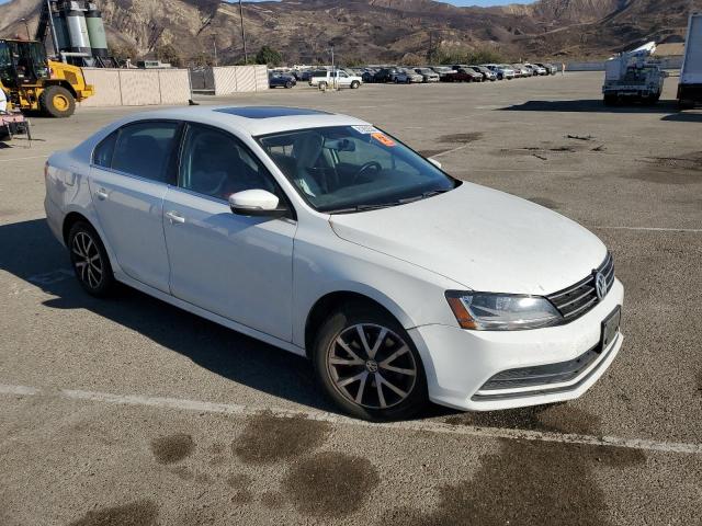 VIN 3VWDB7AJXHM267633 2017 VOLKSWAGEN JETTA no.4