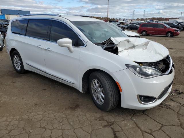 VIN 2C4RC1BG7LR115610 2020 CHRYSLER PACIFICA no.4