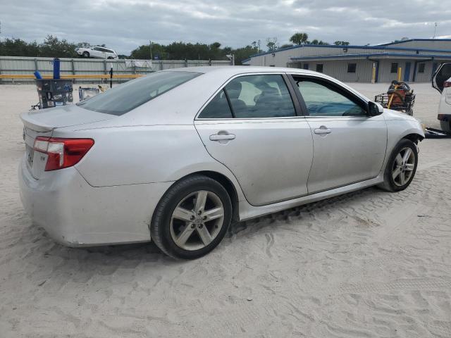 Vin: 4t1bf1fkxeu356702, lot: 81426454, toyota camry l 20143