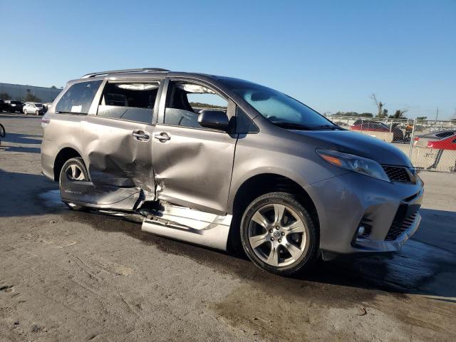 2019 TOYOTA SIENNA SE 5TDXZ3DC9KS978717